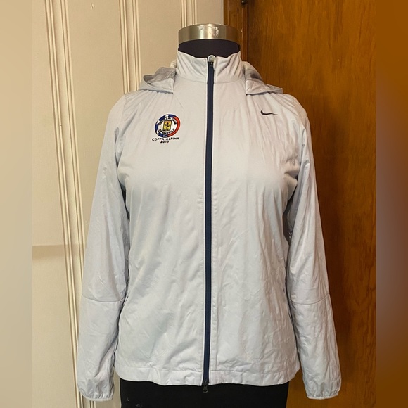 Nike Jackets & Blazers - Women’s Ferrari Club - Coppa Alpina 2003 Nike Golf Hooded Windbreaker